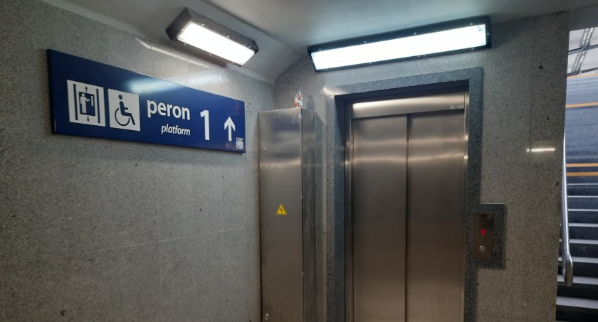 Usterka nagłośnienia na stacji PKP Łowicz Główny