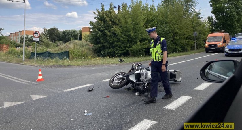 Kolejny wypadek z udziałem motocyklisty w Łowiczu (foto)