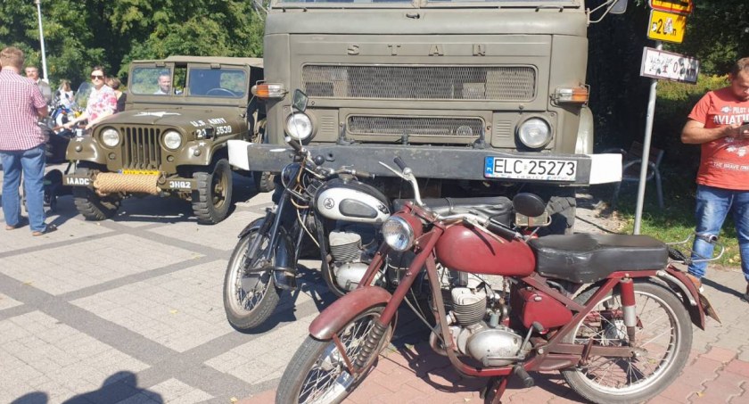 Coś dla miłośników motoryzacji. Łowickie Folk Klasyki zapraszają na spotkanie!