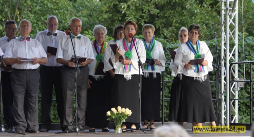 Nowy termin koncertu Szymona Mońki i zespołów śpiewaczych