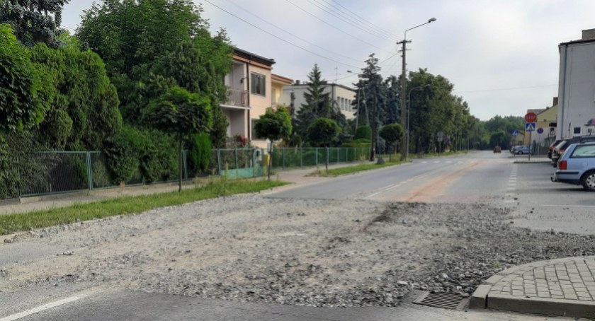 Łowicz. ZUK odtworzy nawierzchnię na ul. Bonifraterskiej. Będą utrudnienia w ruchu