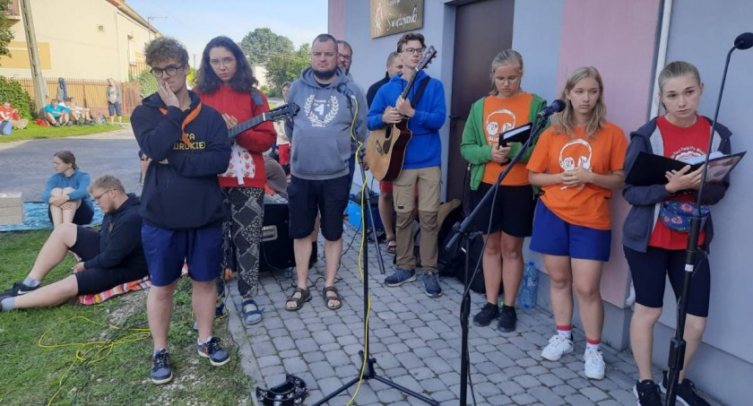 Dzień 7. Łowickiej Pieszej Pielgrzymki na Jasną Górę (foto)