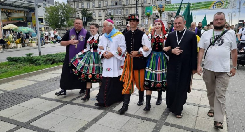 XXVIII Łowicka Piesza Pielgrzymka Młodzieżowa dotarła na Jasną Górę! (foto)
