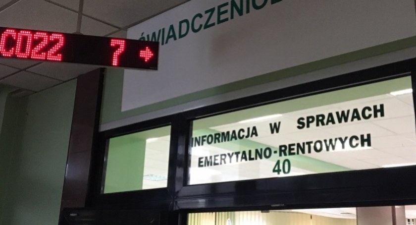 ZUS: Czternasta emerytura bez wniosku. Kiedy wypłata?