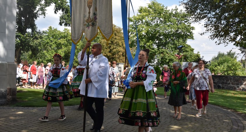 Uroczystości odpustowe w parafii św. Bartłomieja w Domaniewicach (foto,film)