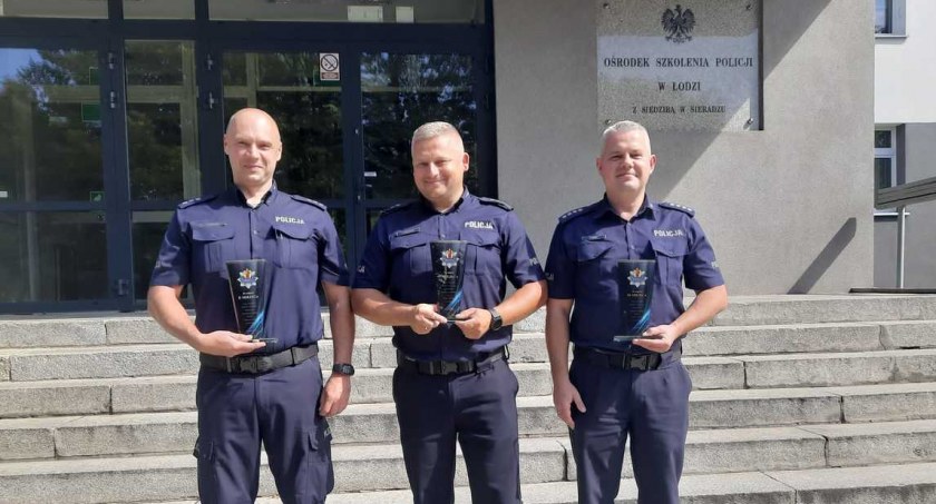 Funkcjonariusz łowickiej policji najlepszy w województwie! (foto)