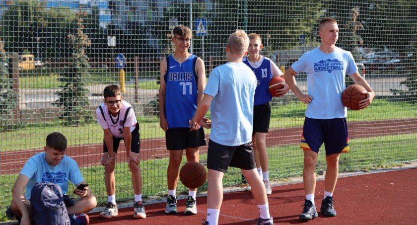 Wakacyjny turniej koszykówki ulicznej Łowicz Streetball Tournament (foto) AKTUALIZACJA