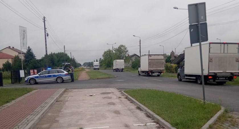 Zważyli dostawczaka. Okazało się, że jego kierowca ma coś na sumieniu
