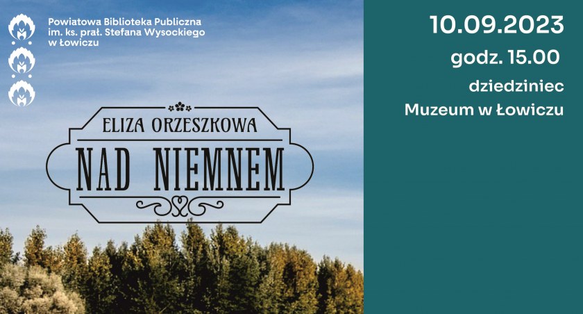 Narodowe Czytanie na dziedzińcu Muzeum w Łowiczu