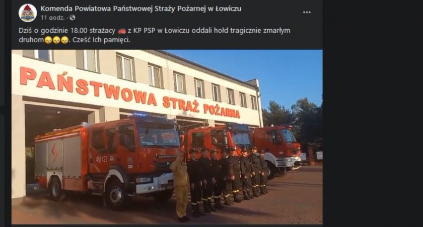 Strażacy z Łowicza oddali hołd tragicznie zmarłym druhom