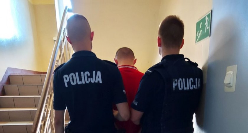 Ukradli szczoteczki do zębów, teraz odpowiedzą za kradzież rozbójniczą