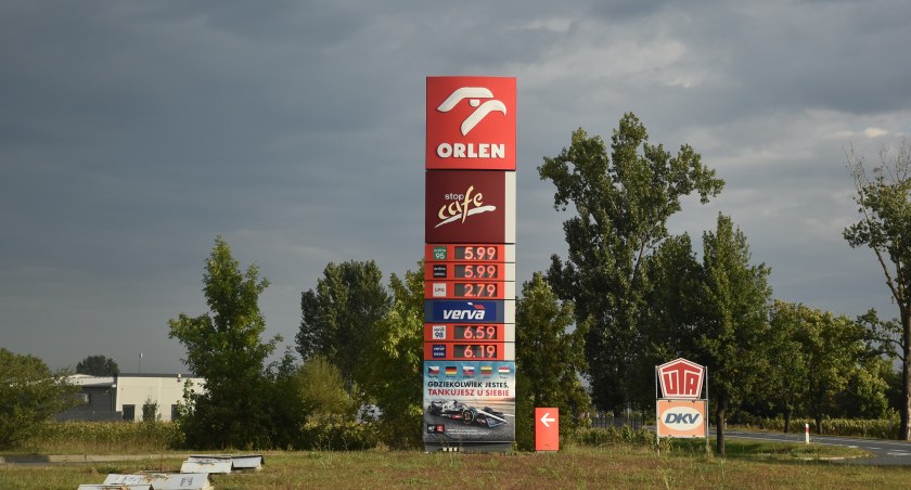 Ceny paliw. Na części stacji można zatankować już za mniej niż 6zł/l
