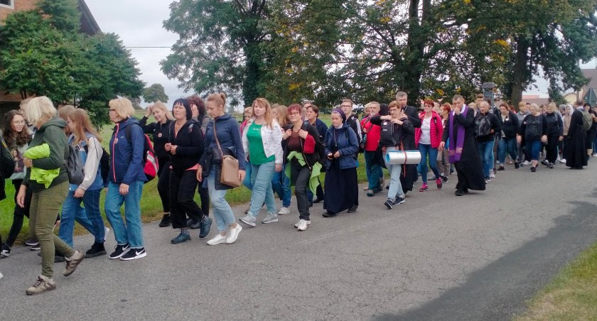 XXIV Piesza pielgrzymka katechetów i nauczycieli diecezji łowickiej (foto, film)
