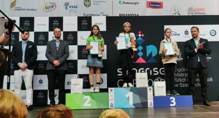 Podium dla Mai Wysockiej w Ogólnopolskich Mistrzostwach w szachach!