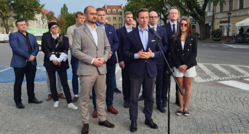 Łowicz. Konferencja z udziałem Krzysztofa Bosaka (foto, film)