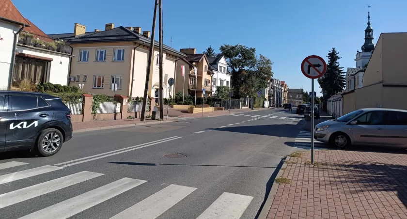 Stłuczka na ul. Długiej w Łowiczu