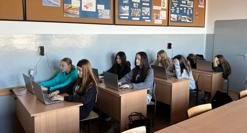 Warsztaty logistyczne dla uczniów blichowskiej szkoły (foto)