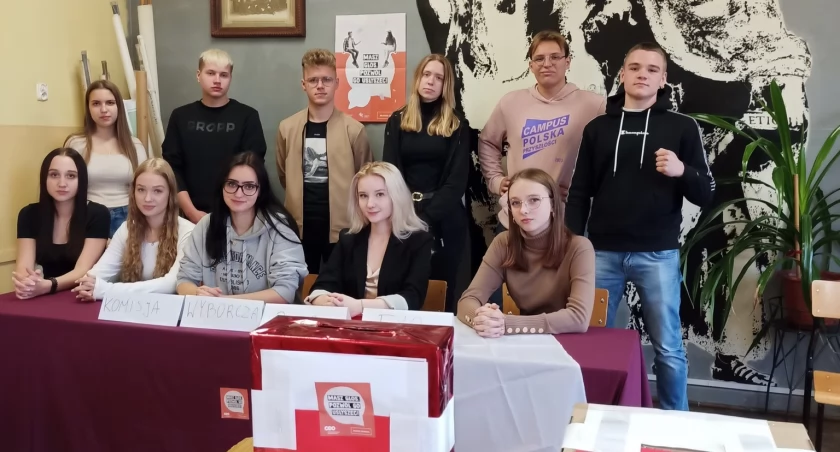 Wybory do Parlamentu RP w Chełmońskim (foto)