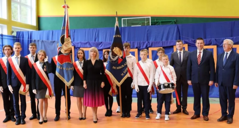 Święto Patrona i Dzień Nauczyciela w SP w Dzierzgówku (foto, film)