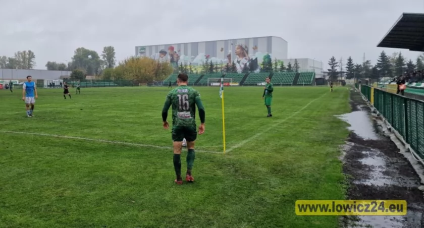 Pelikan się nie zatrzymuje! (foto)