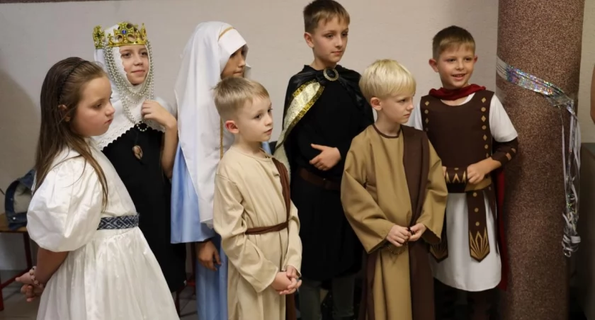 Bal Wszystkich Świętych w Pijarskiej (foto, film)