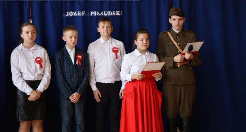 105. rocznica odzyskania niepodległości. Patriotyczny Tydzień w kocierzewskiej podstawówce (foto, film)