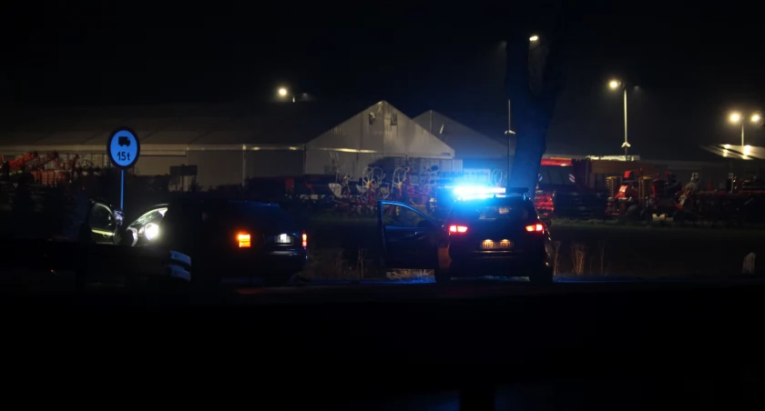 Wypadek pod Łowiczem. Jedna osoba trafiła do szpitala