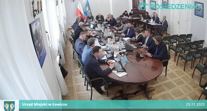 Jakie stanowisko zajęła Rada Miasta w sprawie reparacji od Niemiec?