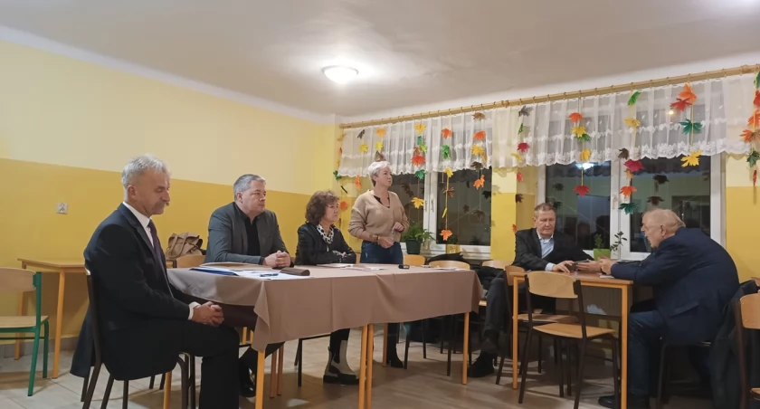 Zebrania mieszkańców z burmistrzem: osiedle Korabka (foto,film)