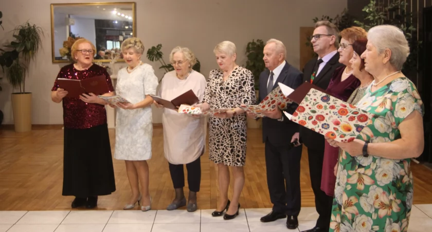 Andrzejki w łowickim Klubie Seniora „Radość” (foto, film)