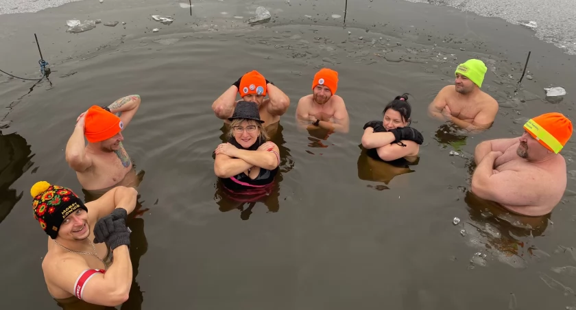 W Białej Rawskiej trwa II Sztafeta Morsowa (foto)