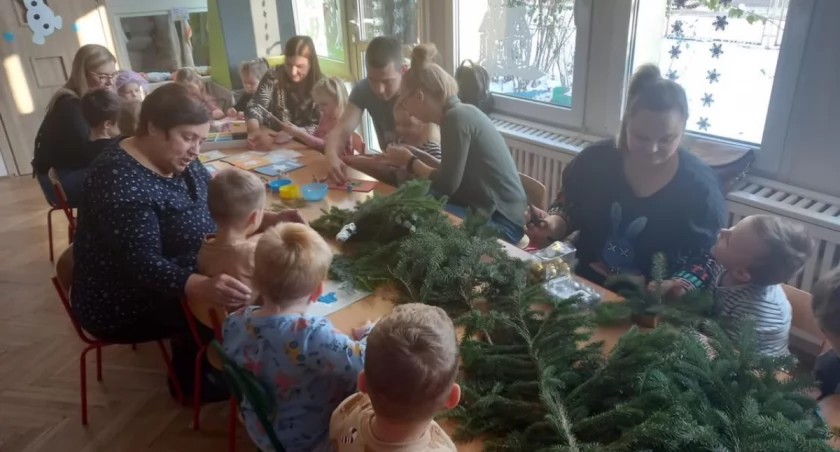 Rodzinne warsztaty świąteczne w „Stokrotce” (foto)