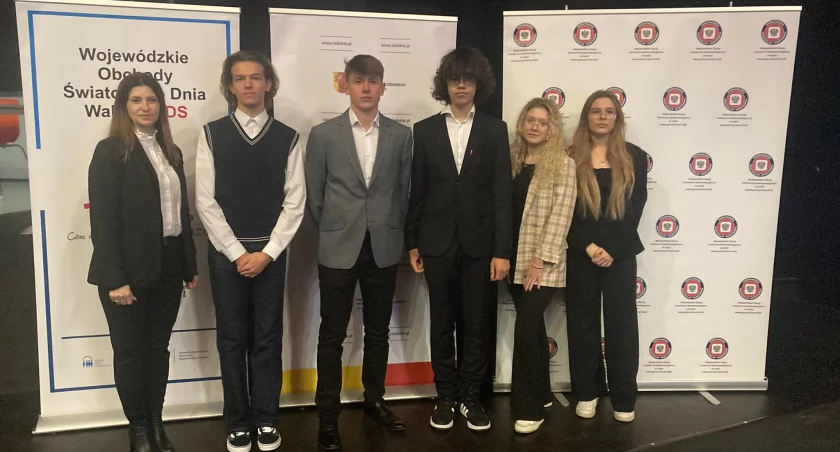 Pięcioro uczniów II LO w finale VIII Wojewódzkiej Olimpiady Wiedzy o HIV/AIDS