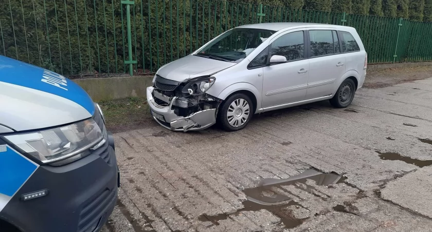Stłuczka na ul. Kaliskiej. Uczestnictwo dwóch pań