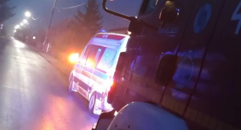 Strażacy wezwani do otwarcia mieszkania! W środku przebywał mężczyzna potrzebujący pomocy