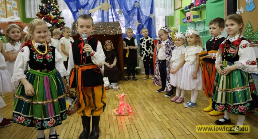 Magia Świąt w wydaniu przedszkolaków z Wiosenki (foto, film)