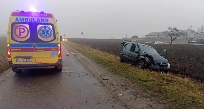 Wypadek w Lasocinie. Dwie osoby w szpitalu, jeden z kierowców był pijany