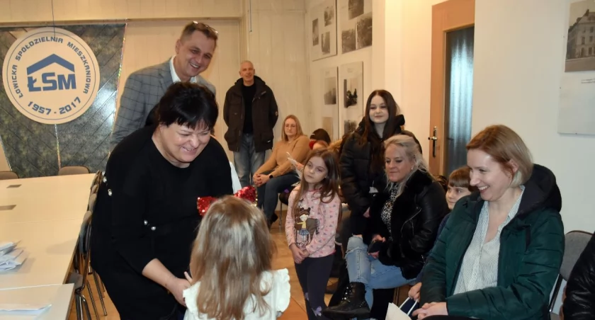 Mikołaj zawitał do ŁSM i obdarował prezentami dzieci (foto)