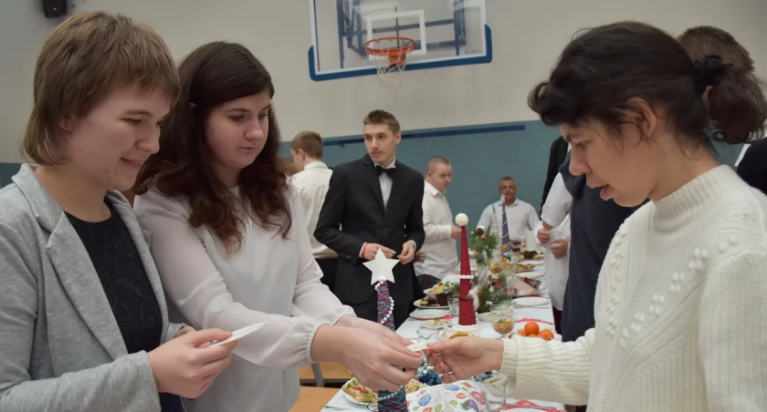 Wigilijne spotkanie w Specjalnym Ośrodku w Łowiczu (foto)