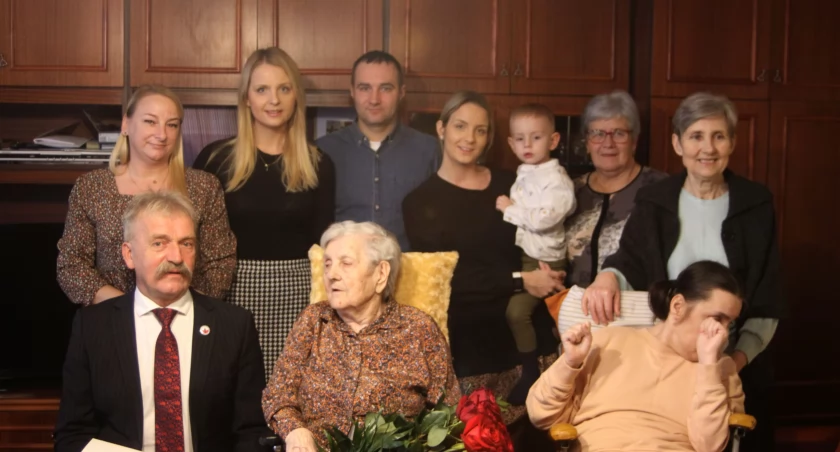 Łowicz. Setne urodziny Marianny Jabłońskiej (foto, film)