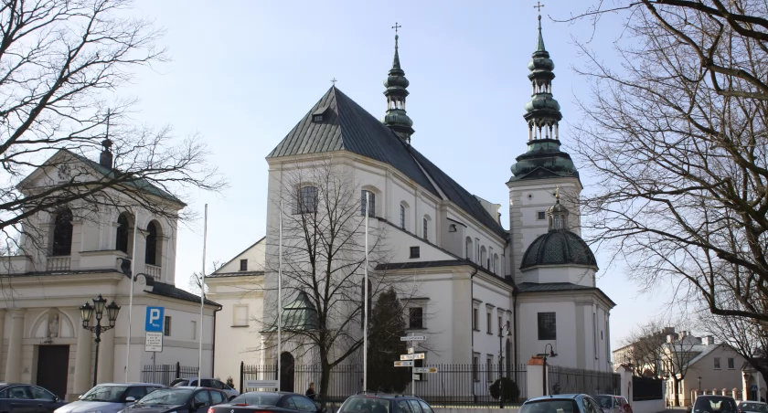 Łowicz. Wkrótce ruszą kolejne prace w katedrze, część kościoła zostanie wyłączona z użytkowania