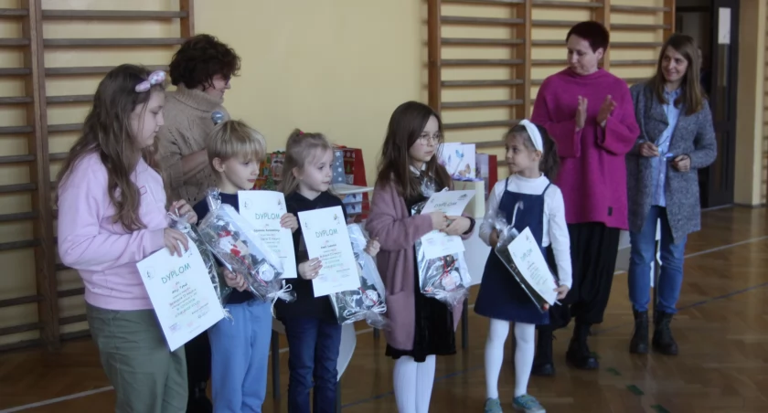 Podsumowanie szkolnych konkursów w SP nr 3 w Łowiczu (foto)