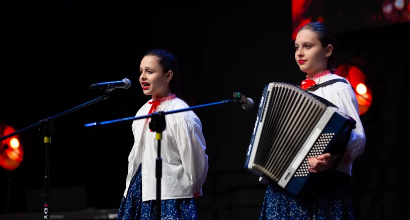 Sukces sióstr Myszewskich podczas 30. Międzynarodowego Festiwalu Koled i Pastorałek w Będzinie