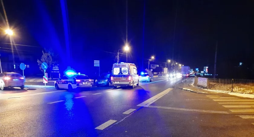 Łowicz. W ciągu kwadransa dwa przypadki potrącenia pieszych!