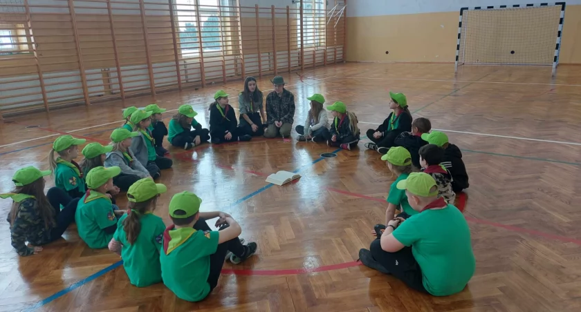 Nocka zuchowa w świecie baśni braci Grimm (foto)