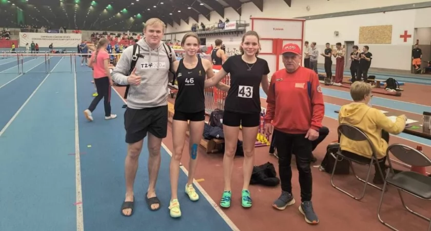 Łowiccy lekkoatleci z medalami Halowych Mistrzostw Województwa U18
