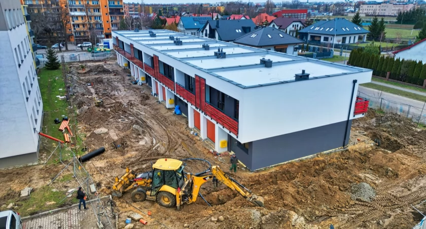 ŁSM finalizuje budowę segmentowca na Bratkowicach (foto)