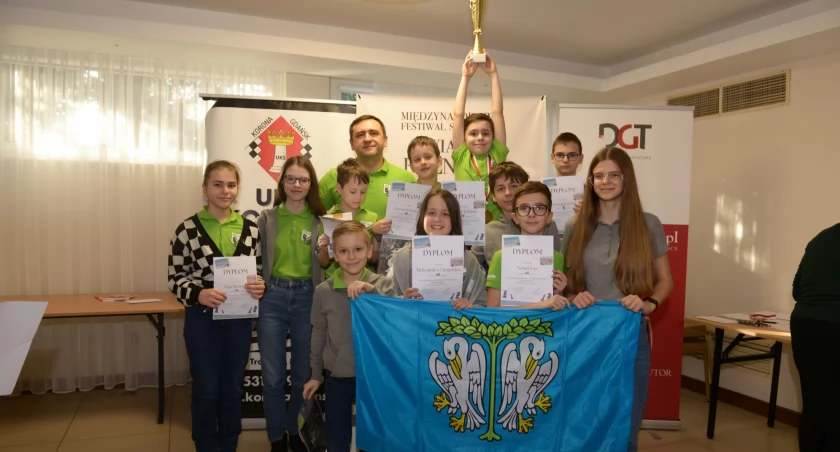 Sukces łowickich szachistów w międzynarodowych zawodach