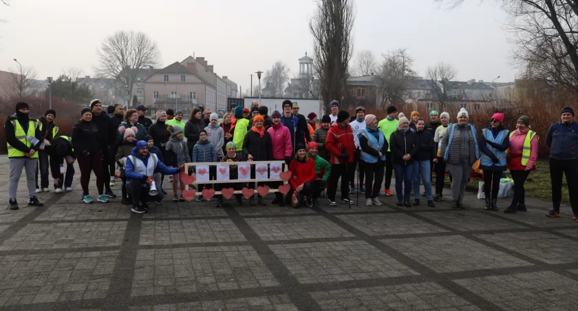 Walentynkowy parkrun w Łowiczu (foto)