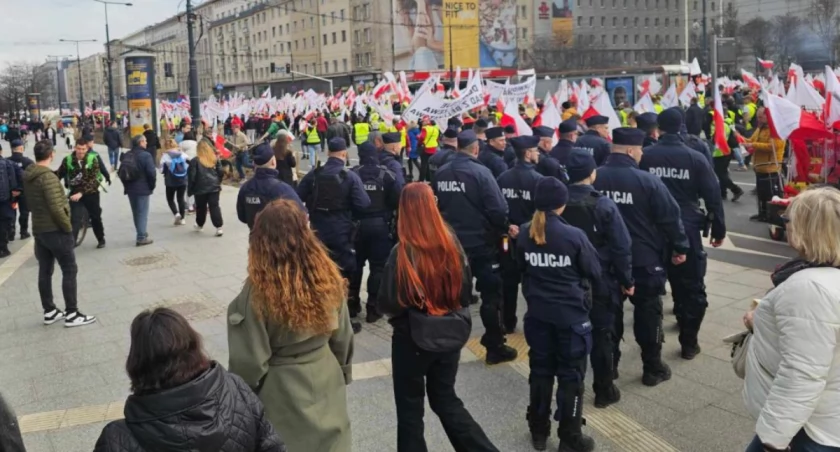 Rolnicy z regionu łowickiego protestują w Warszawie! (foto, film)